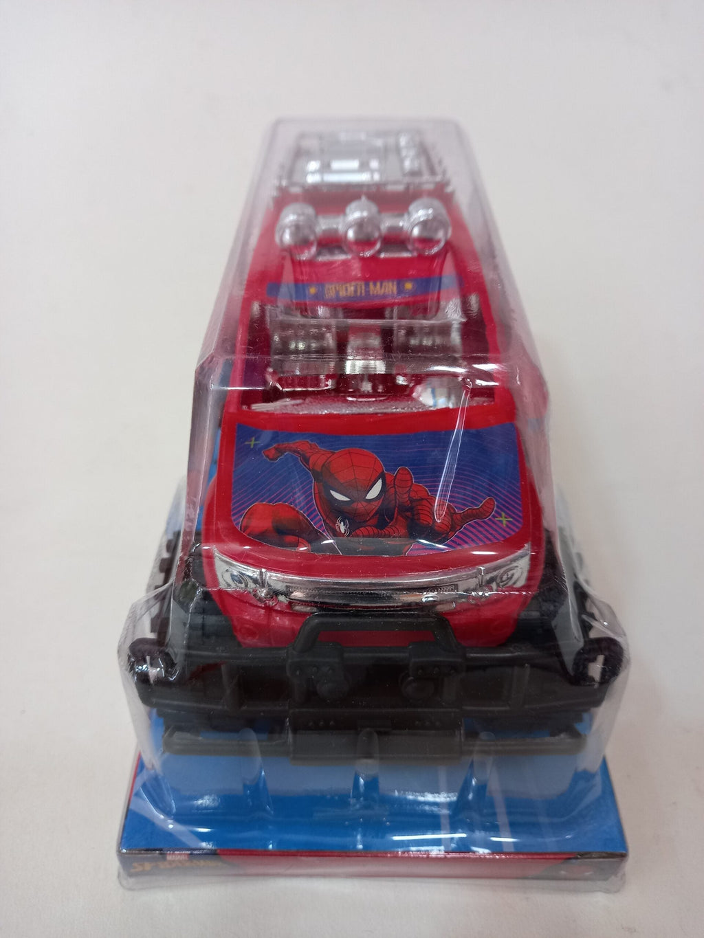 Carro spiderman o Iroman