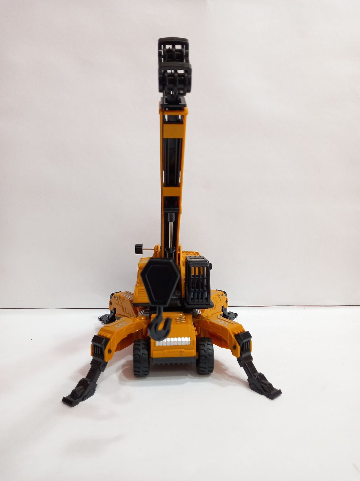 MAQUINA DE CONSTRUCCIÓN