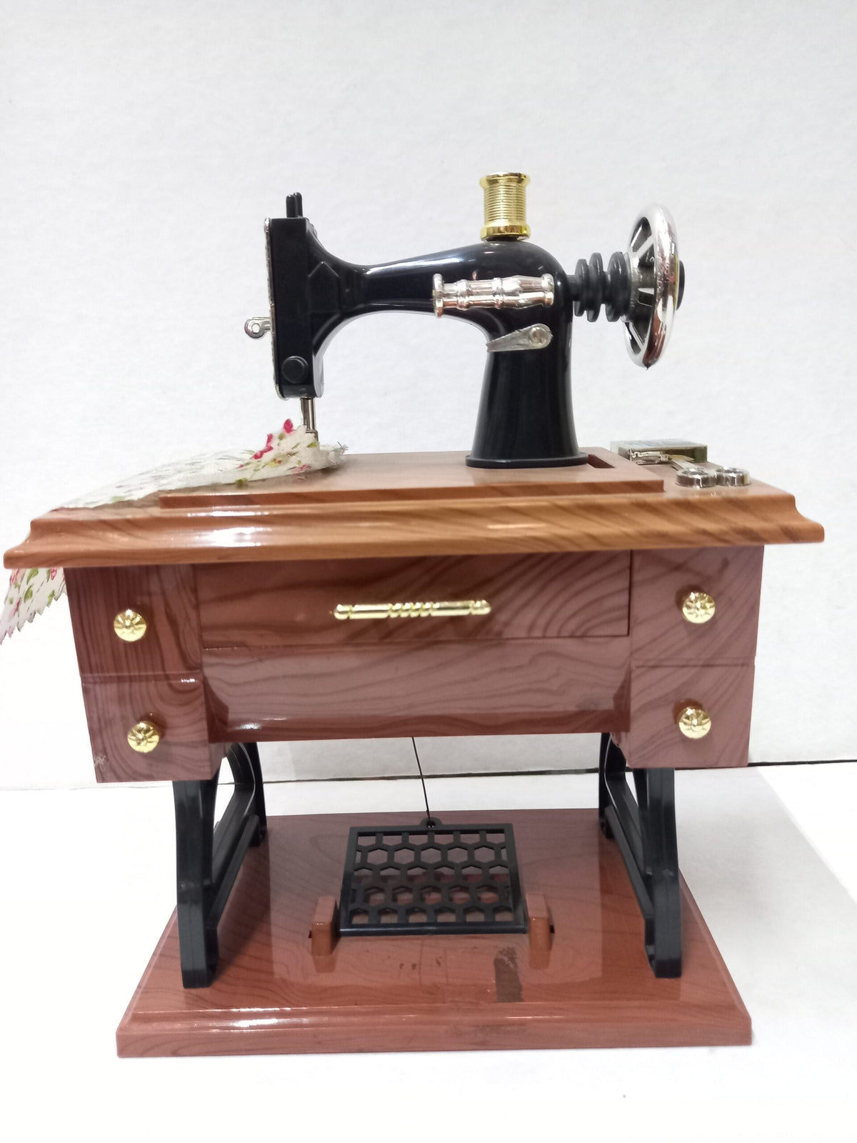 Maquina de coser grande