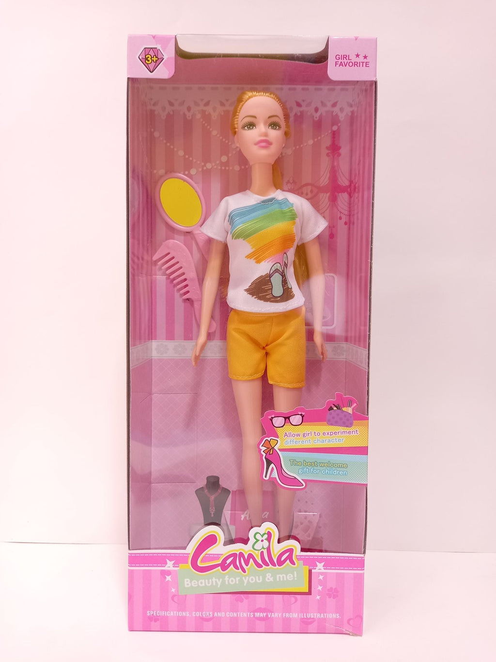MUÑECA CAMILA CON SHORT