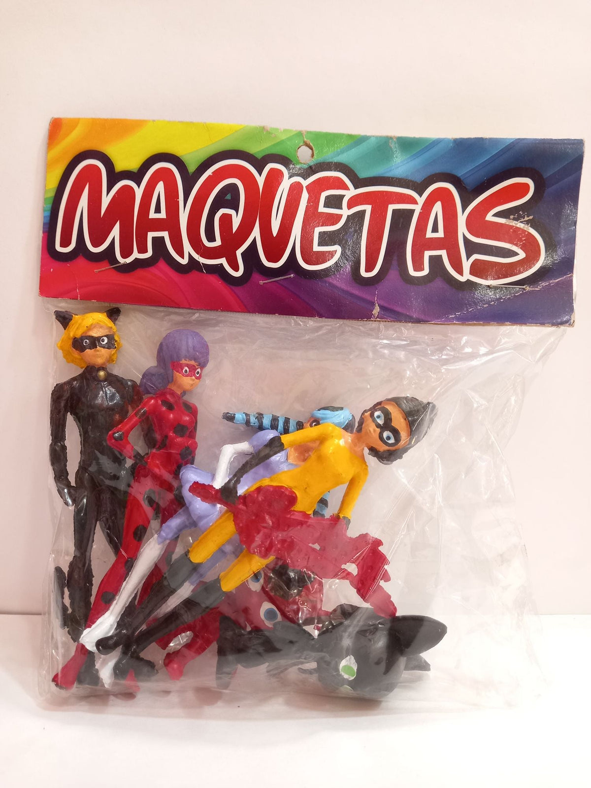 MUÑECOS DIFERENTES PERSONAJES