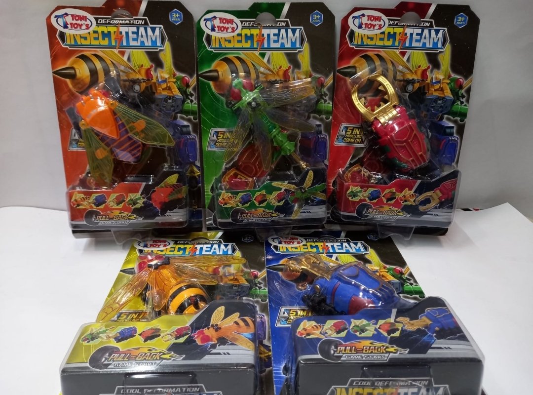 Robot transformers insectos