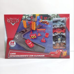 ESTACIONAMIENTO CON ELEVADOR DE CARS