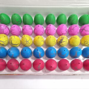 Huevo dinosaurio mediano